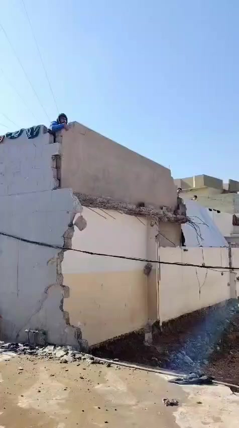 عمال على مدار ال 24 ساعه كادر متوفر للتفليش للصبات البيتونه والارضيه لتصعيد المواد الانشائيه اسعار مناسبه شغل هندسي للتفليش تصعيد المواد على الكتف ونج تصعيد المواد اسعار ٠مناسبه**********************
