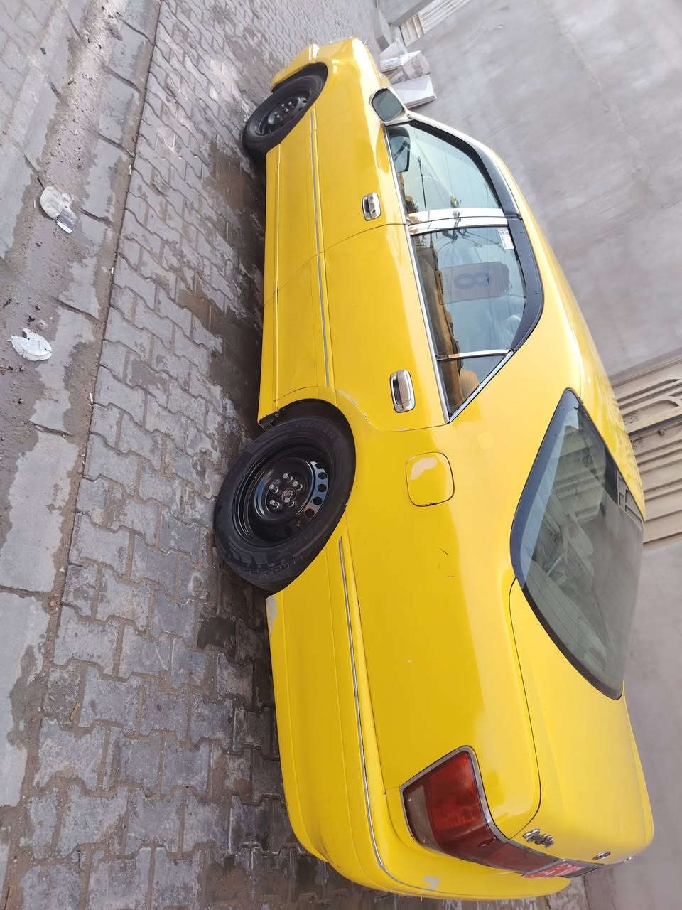 سلام عليكم سياره ملكة جاهزه من كلشي كير مكينه جاهزه كهربايات كلشي شغال موديل 2005 سياره اتخبل مكاني بغداد الشعب رقمي *********** السعر ٣٠ وبيهه مجال بسيط تبريد ثلج سياره مكاتبه فقط
