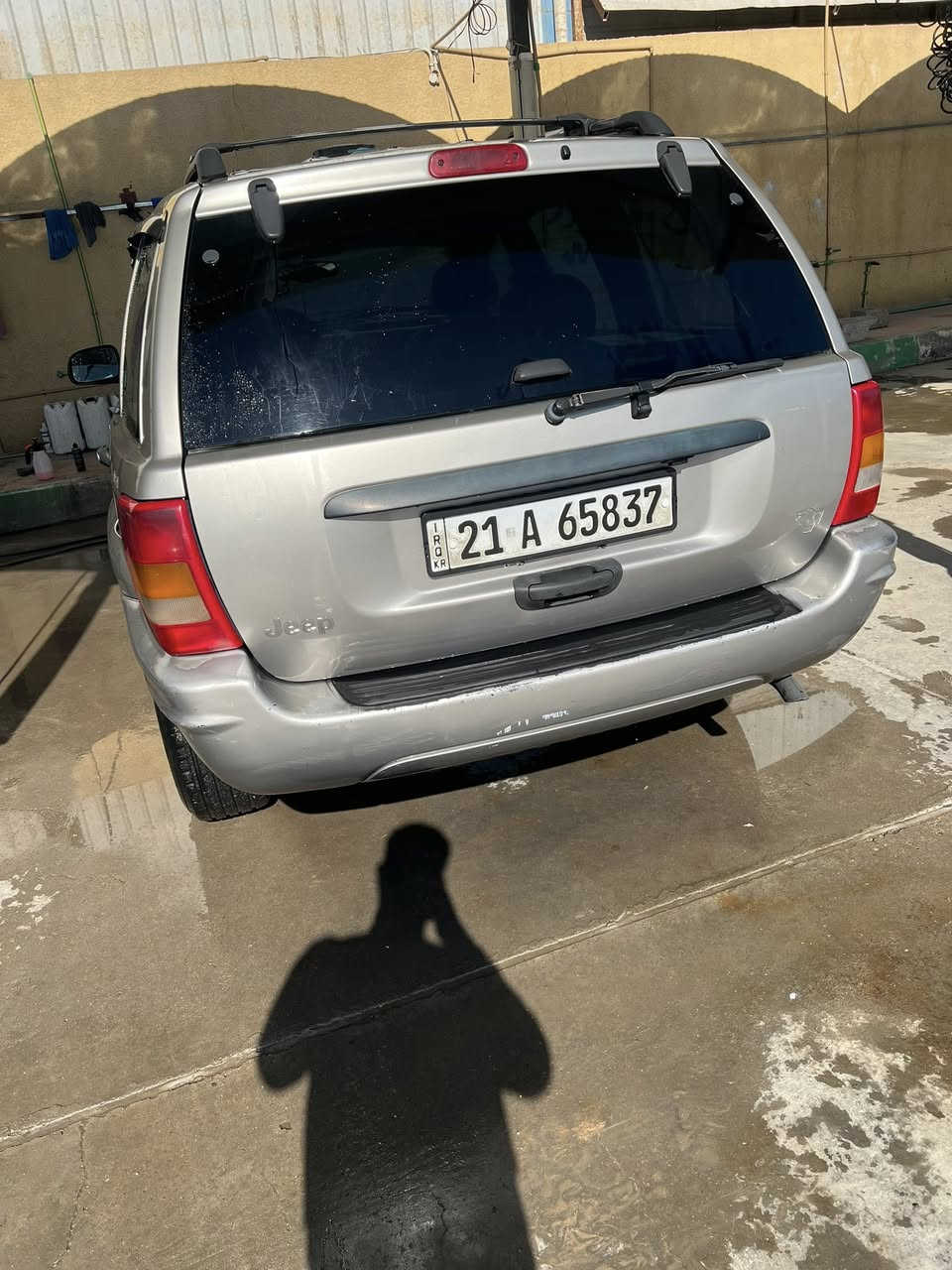 ‏ سيارة جيب شوكي للبيع موديل 2000 سيارة مقفولة سعر 70 موبايلي *********** سيارة
