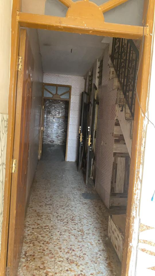 مشتمل للايجار
يالله
مشتمل للأيجار
مساحة 40م
يحتوي على استقبال ومطبخ وخدمات
والطابق الثاني غرفتين نوم

📍العنوان : الشعب خلف النادي العربي
السعر :400 غير قابل للتفاوض 

مكتب ارض الخيرات
***********
