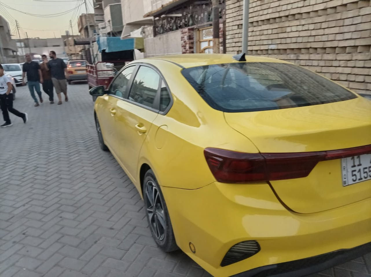 السلام عليكم
فورتي 2022 وارد امريكي 
الضرر كما موضح بل صور 
رقم بغداد خصوصي بسمي 
بيها منضومه غاز 
مواصفات LX
العنوان بغداد 
السعر 137 وبيها مجال 
رقم الهاتف ***********
