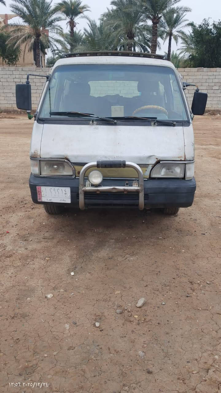 كيا بستا للبيع 
موديل 94 سياره بلاديه بدون صبغ
سنويه 28
محرك مجفت جديد درجه اولا
عنوانها ديالى خان بني سعد 
***********
