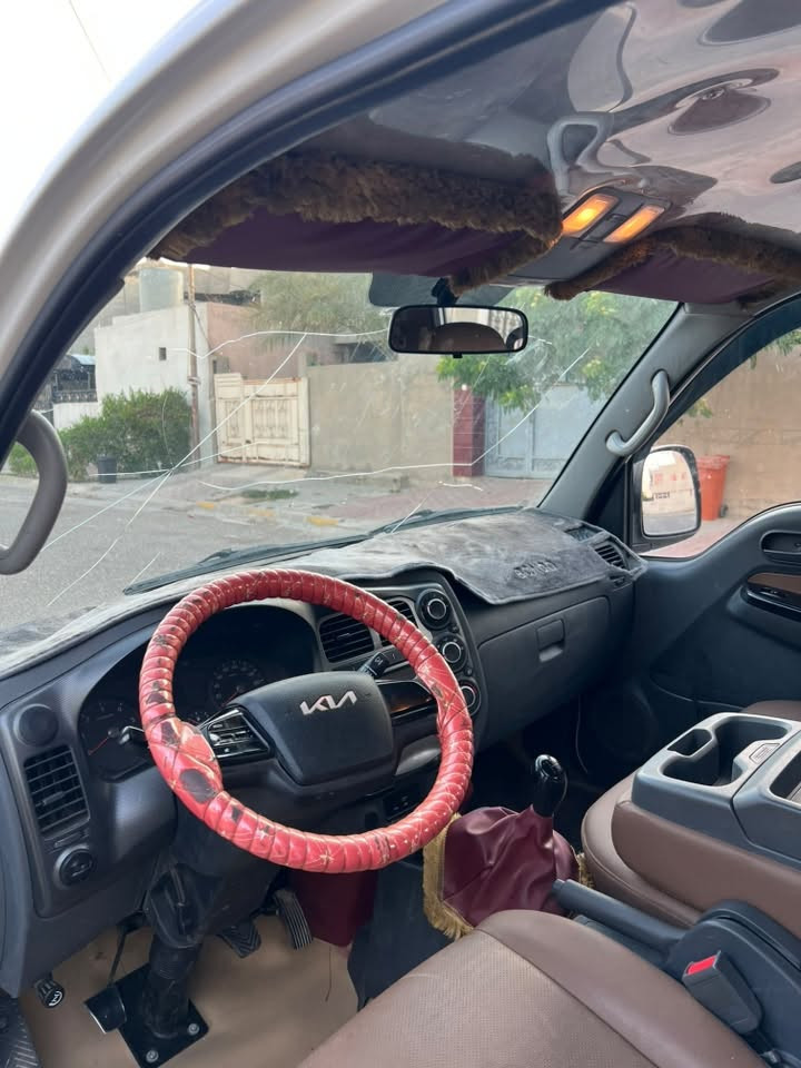 السلام عليكم 
كيه دبل قماره  موديل 24مكفوله كفاله عامه ماشيه 69حقيقي السياره بسمي تحويل مباشر رقم صلاح الدين
***********
