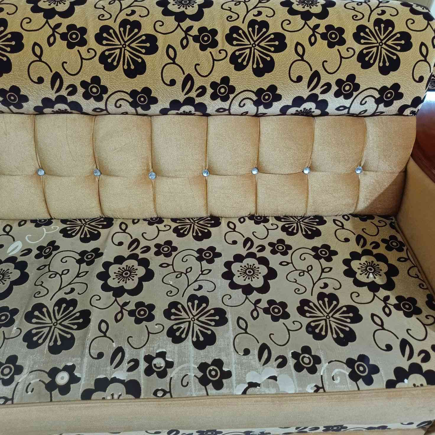 قنفات للبيع عدد 3 سعر 180 وبيهم مجال


**إذا كنت صاحب هذا الإعلان وتريد حذفه لأي سبب، رجاءا أرسل رسالة إلى الدعم الفني**