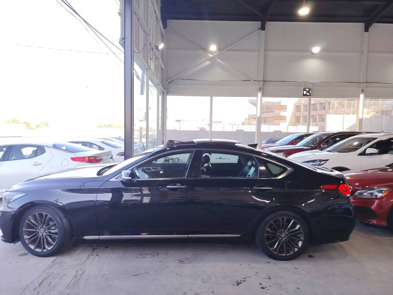 السلام عليكم 👋
هونداي جينسس وارد أمريكي🚗🚗
الموديل 2016💯
رقم بغداد تحويل مباشر 👌
الفئة/ G80 أعلى مواصفات
 المحرك /6 سلندر 3800cc
المواصفات
بصمة تشغيل وبصمة أبواب
فتحة سقف بانوراما
داتا شو
رادار أمامي خلفي جانبي
حساس أمامي خلفي
تحديد مسار وقيادة ذاتية
شاشة وكامره خلفية
فول تحكم ستيرن/ تحكم خلفي بالفرس
كشنات تدفئة تبريد / خزن ميموري
برده خلفية كهرباء/ بردات جانبية
جنطه كهرباء
حادث أمريكا جاملغ امامي
بالعراق صبغ جاملغ خلفي/ تبديل باب امامي
السعر / 18500$
السيارة حلوة وجاهزة من جميع النواحي بدون أي نقص
صور السونار مرفقة مع الصور
للتواصل والاستفسار الاتصال على الارقام
 *********** واتس إب 📲
***********📞
الموقع:📍حلة _ حي الصحة _ مجاور فندق بابل
#معرض_الوليد_لتجارة_السيارات
انستا📲https://www.instagram.com/alwaleed_cars_1?igsh=MXMyOHN2bDJ6OXhvcg==
تيك توك 📲
https://www.tiktok.com/@alwaleed__cars1?_r=1&_t=ZS-91hXDqXB40A
