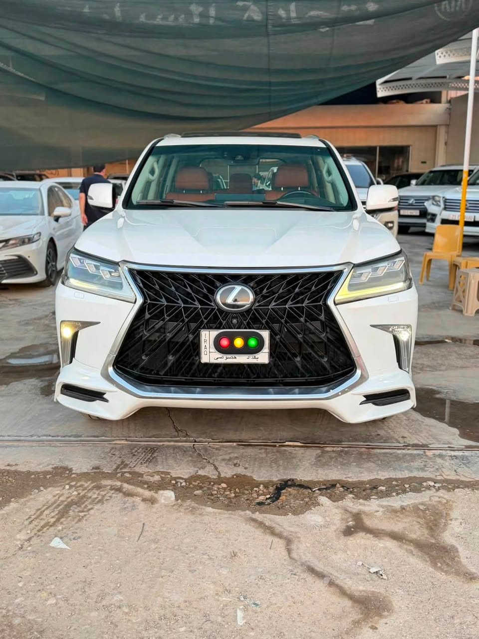 معرض الحسن لتجاره السيارات 

العنوان واسط الزبيديه 

بريم LX570 SUPER SPORT 
موديل 2016

مواصفات اللكزز معروفة:
مكينة 5700
6 وضعيات قيادة
7 راكب
ثلاث قطع تبريد
تحكم فور ويل
نظام المساعدة في صعود ونزول المنحدرات
هاند بريك بصمة
داخل جلد مشمشي 
كراسي خزن ميموري 3 وضعيات 
تدفئة وتبريد كراسي 
ماوس
خمس كاميرات 360
ويالة نيكل
حساسات امامي خلفي
جكات تصعد وتنزل 
لايتات LED اوتو متفاعلة 
رادار 
مانع اصطدام
مري كهرباء وشفط
فتحة
داتا شو
ستيرن كهرباء
جنطة كهرباء
كراسي الصف الثالث كهرباء
بردات خلفية
شاشات خلفية 
تحكم بالتبريد الخلفي منفصل
سماعات mark levinson 
وبعد بيها مواصفات اهواي 

السياره بيها بنيد مبدل بلادي 

موبايل / ***********
السعر/ 485 وبيها مجال 
رقم بغداد بسمي 
السونار مرفق بلمنشور !!!
