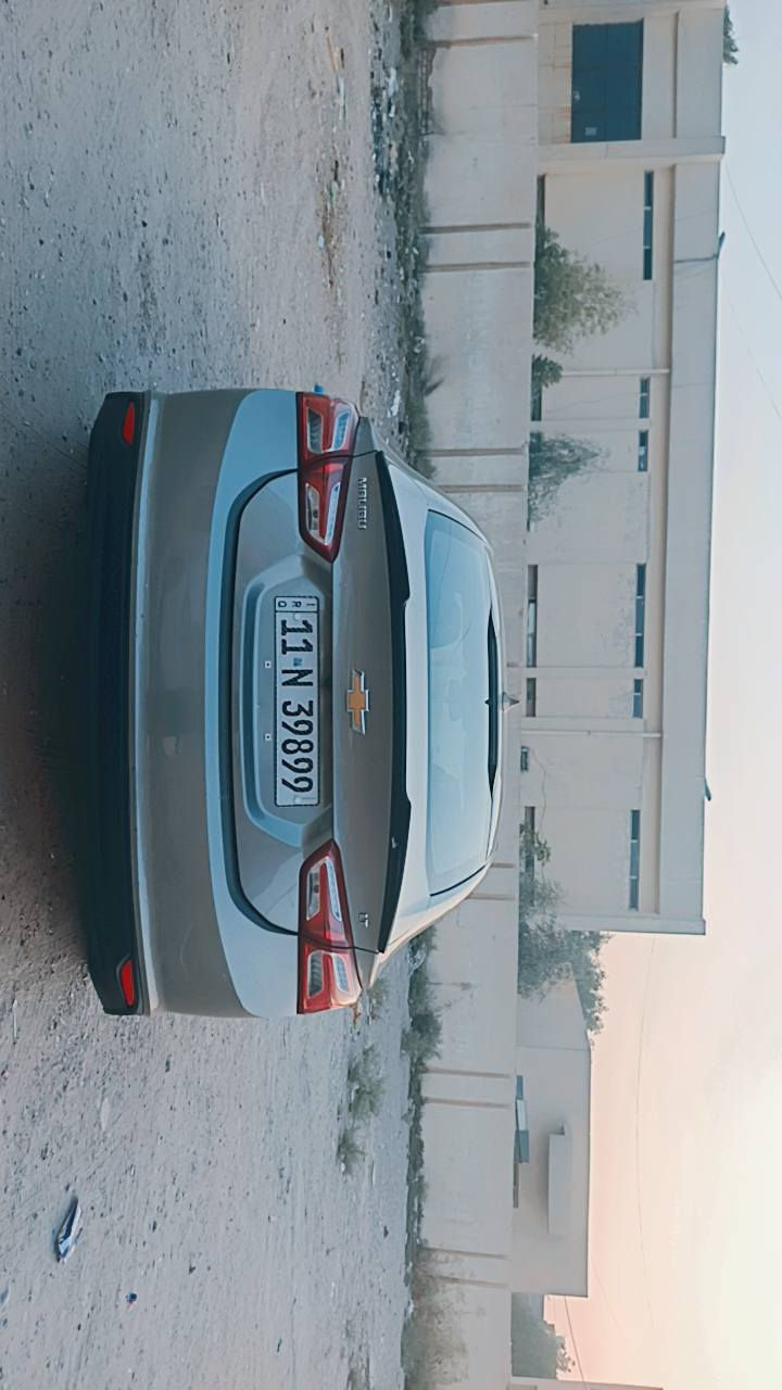 للبيع ماليبو موديل ٢٢ lt2  فول رقم مميز
فول مواصفات وميحتاج اسولف شنو مواصفاتها  السيارة حادثها مال امريكا موجود بالصور السيارة بدون ايرباك وبجم كبس 
وهنا صارت بيها طخة بسيطة بقبق الجنطة للبيع او مراوس بماليبو بريمر 😁 والسعر ١٣٤ للاتصال ***********
