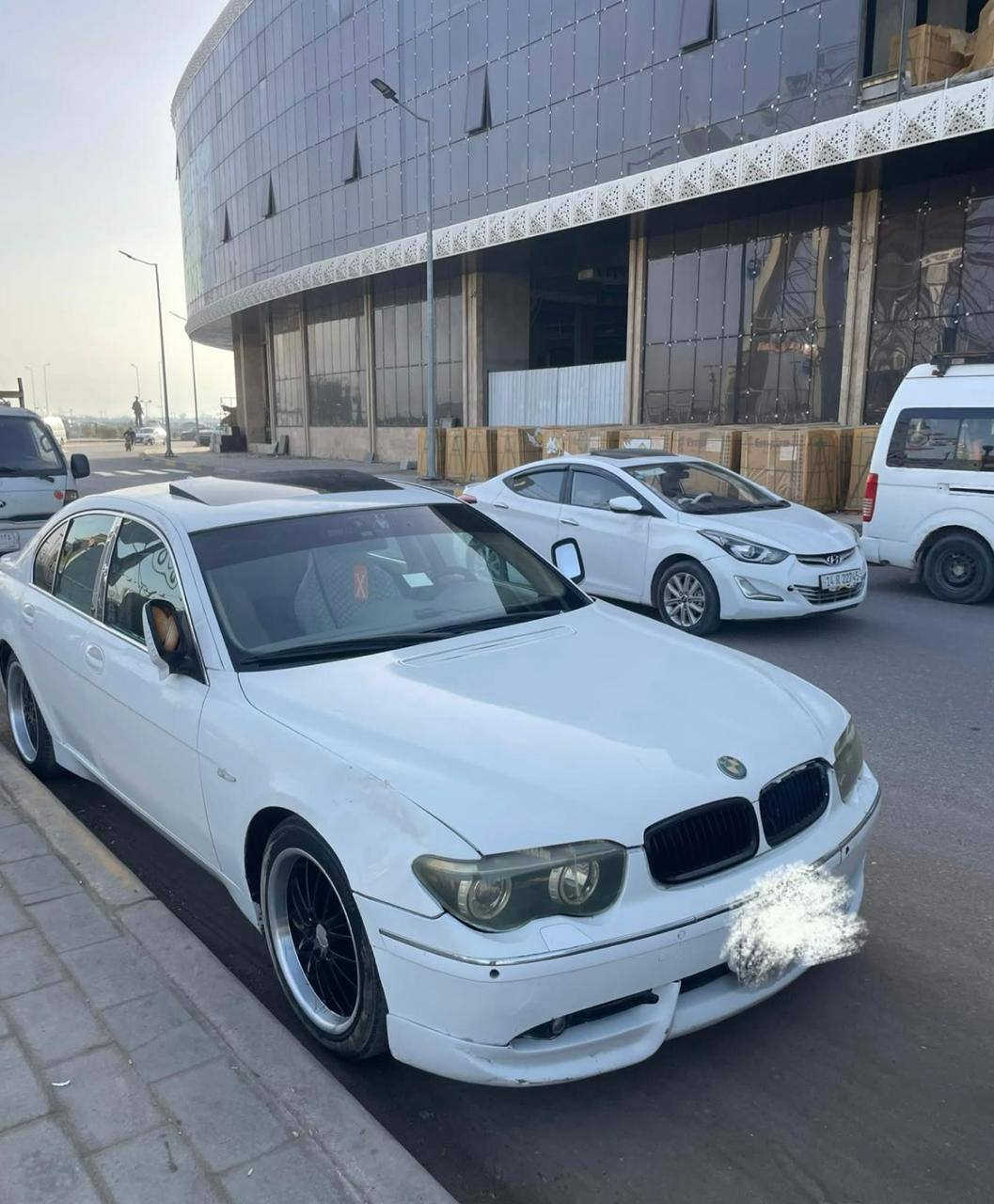 سلام عليكم بي ام باخره موديل 2011 مكينه كير كفاله دواخل فول موصفات فتحه بصمه كير لمس سياره كفاله كص وضربه قويه بيها دحجه باب وجاملغ شي بسيط كلش متومه فقط ارقام بدون سنويه سياره شرط ترايك 200 مو شراي لا تعبني المراوس حسب قناعه وبيع ب 55 مكاني بصره ‏‪***********
