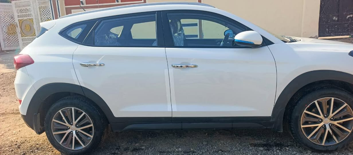 سلام عليكم توسان خليجي 2017 رقم بغداد تحويل ثاني يوم السونار بل منشور كير مكينه كفاله رقم *********** السعر 170 وبيه مجال ماكن السياره ديالى
