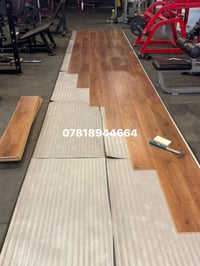 باركيه • عازل صوت • الرمادي