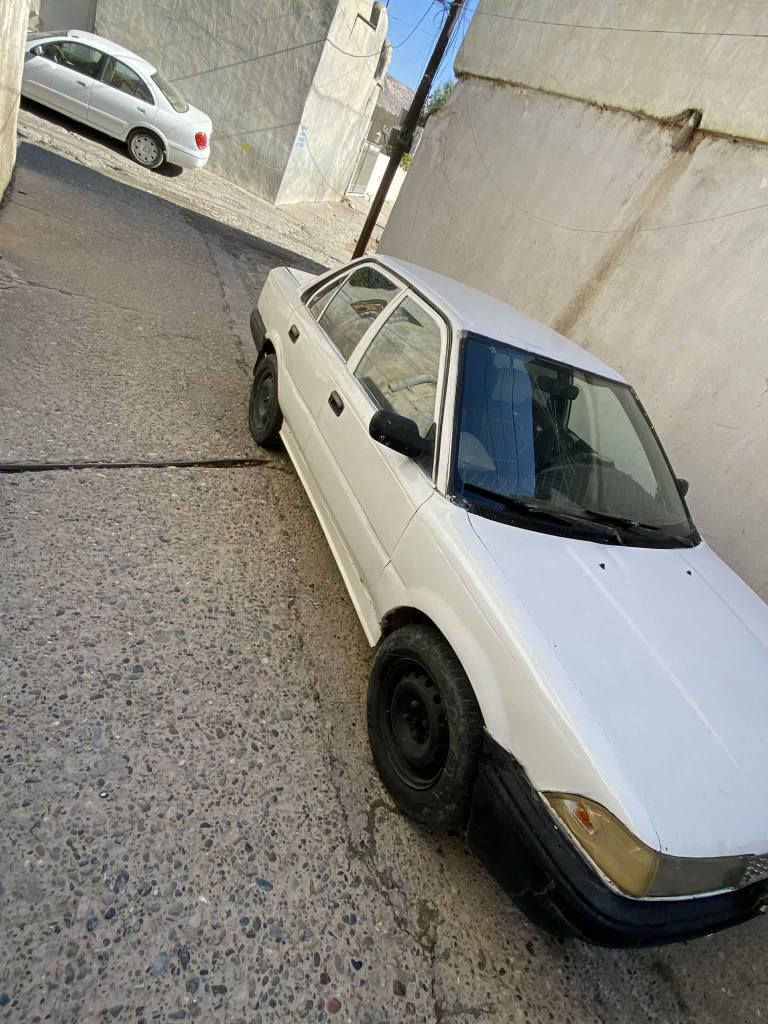 سه ره تا به ناوي خوايي گه وره 
كرۆلە رفیق حیزبی مودیل ١٩٩١
کیرو مەکینە بەشەرت
دوورۆشە مەکینی بۆ بەستراوە بە شەرتی هەزار فیتەر
سەیارەکە زۆر خاوینە پیویست بە وەسف ناکات
سەیارکە رەقمە سەنەوی ئەسلی لەگەرە 
بەس من بەشەرتی وەکالە دەیفروشم 
نرخ ١٦ گەلا و کەمیک مەجال
شوین /کۆیە 
ژ.م ***********
***********
لەسەر ئیزنی ئەدمینی گول كويسينجاك, أربيل
