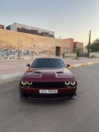 جالنجر ٢٠١٨ sxt لون مميز✨ سياره بدون دواخل سياره ٣ قطع كلير فقط  سياره...