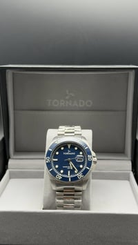 ساعة تورنادو – TORANDO نقدم لكم ساعة تورنادو بتصميم أنيق وعصري يناسب ا...