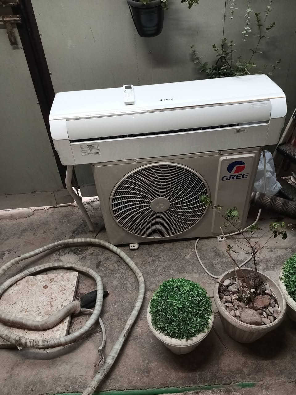 للبيع سبلت گري ٢ طن جديد مستخدم أقل من موسم السعر ٦٥٠
***********
