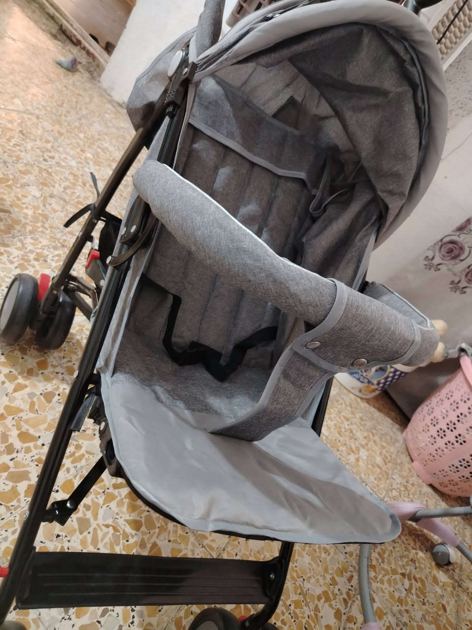 عربانه جديده للبيع لسعر ٣٥


**إذا كنت صاحب هذا الإعلان وتريد حذفه لأي سبب، رجاءا أرسل رسالة إلى الدعم الفني**