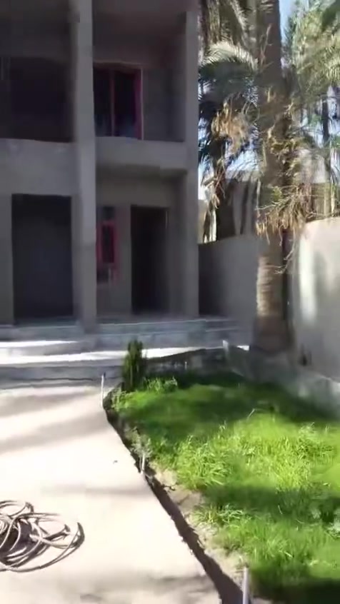 🚨 تخيل بعد شهر… هذا البيت صار مو إلك 🚨
وإنت تكول:
“ليتني دقيت يوم شفته…”

بيت يخليك ترتاح من أول خطوة
لمّة أهل، هدوء، مساحة، وهيبة مكان ما تتكرر

📍 الكريعات
المساحة :820متر/  بناء جديد جاهز
 سند 25/ شارع 12 متر
📍 قريب جداً من السدة

 السعر: 350،000،000 د.ع

⚠️ هكذا بيوت ما تبقى بالسوق…
خصوصاً بهالمساحة وبهالموقع

📞 ***********

📞 077281
