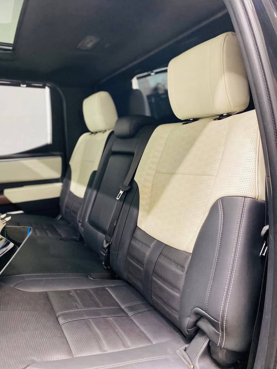 السلام عليكم 
تاندره للبيع 
كابستون فول الفول 
كلين السياره 
رقم اربيل 
السعر 510
مكان سياره بغداد 
***********
