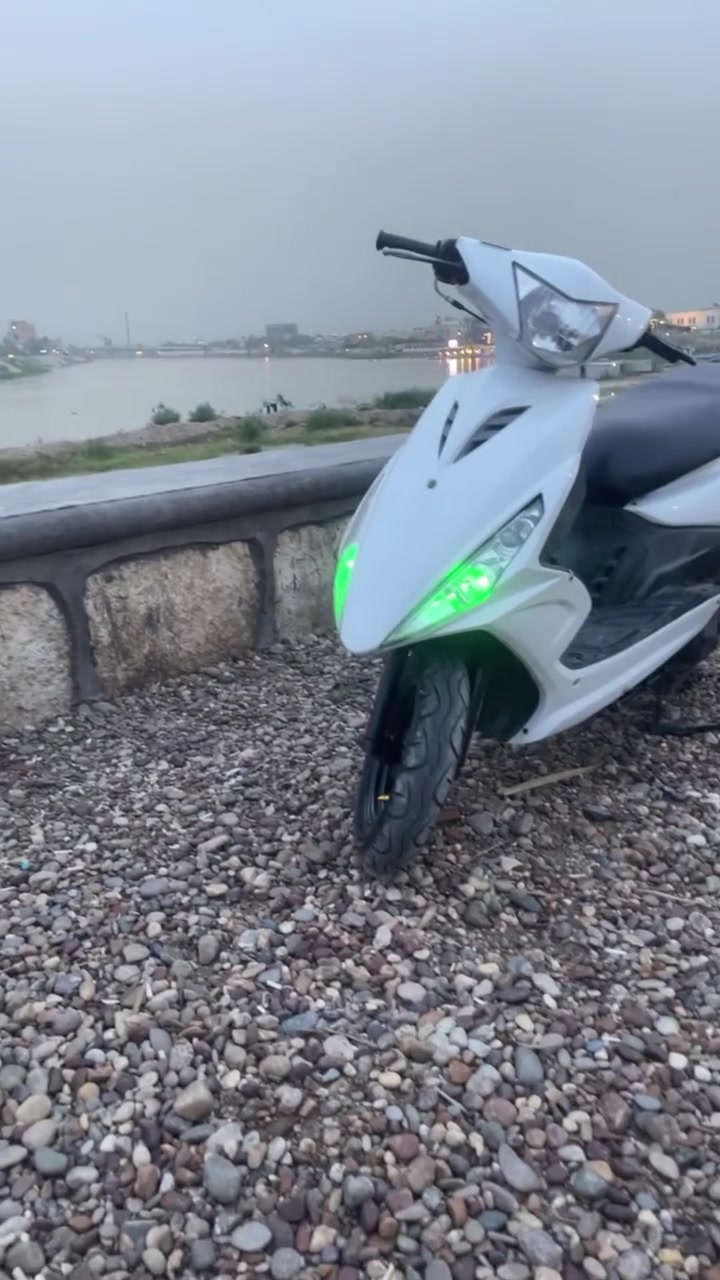 سلام عليكم ماكس مضلع كفاله ما مفتوح برغي صالنصه ام ار بي دراجه نضيف كلش بيه كسر بل كفرات وره فقط سعر 550 (***********)
