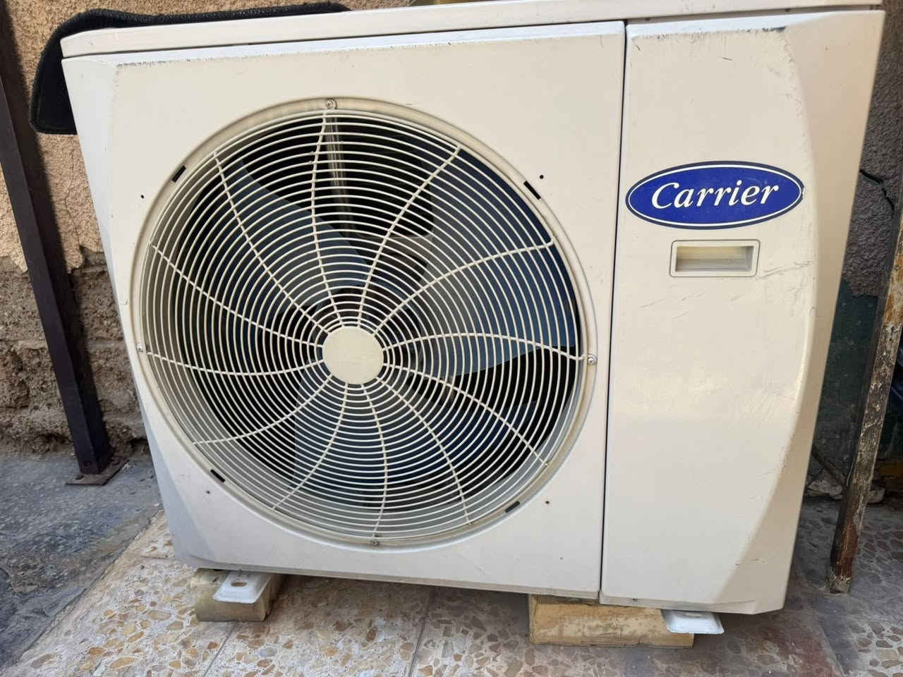 سبلت كنتوري للبيع 3 طن 
استعمال قليل نقص بواري فقط 
السعر 800 الف وبي مجال 
المكان حي القاهرة


**إذا كنت صاحب هذا الإعلان وتريد حذفه لأي سبب، رجاءا أرسل رسالة إلى الدعم الفني**