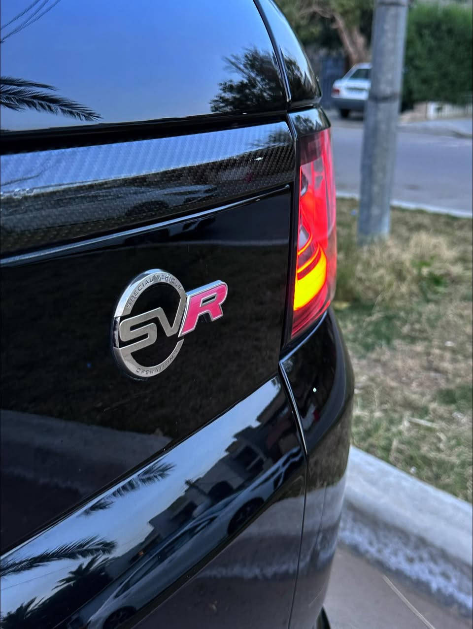 للبيع — فخامة الأداء والقوة 🔥
رينج روفر SVR موديل 2019

نسخة وكالة – وارد خليجي – سرداد

📍 الموقع: بغداد / السيدية

المواصفات:

▪️ محرك V8 سوبر تشارج بقوة وأداء رياضي عالي

▪️ نظام دفع رباعي ذكي AWD

▪️ عادم رياضي SVR بصوت مميز

▪️ داخلية جلد فاخر مع تطعيمات كاربون

▪️ شاشة معلومات وترفيه متطورة

▪️ كاميرات 360 درجة

▪️ سقف بانوراما

▪️ مقاعد رياضية كهربائية مع تبريد وتسخين

▪️ نظام تعليق رياضي متطور

تفاصيل السيارة:

✔️ الممشى: 125 ألف كم

✔️ قطعة واحدة صبغ (الدعامة الأمامية) 

✔️ رقم سيارة مميز – محافظة أربيل

✔️ البنيد لبلادي موجود وبصمه عدد ٢ السيارة نظيفة جداً وجاهزة للفحص

💰 السعر المطلوب: 55,000 دولار أمريكي

💰 قابل للتفاوض للجادين

📞 للاستفسار والتواصل:

***********

***********
