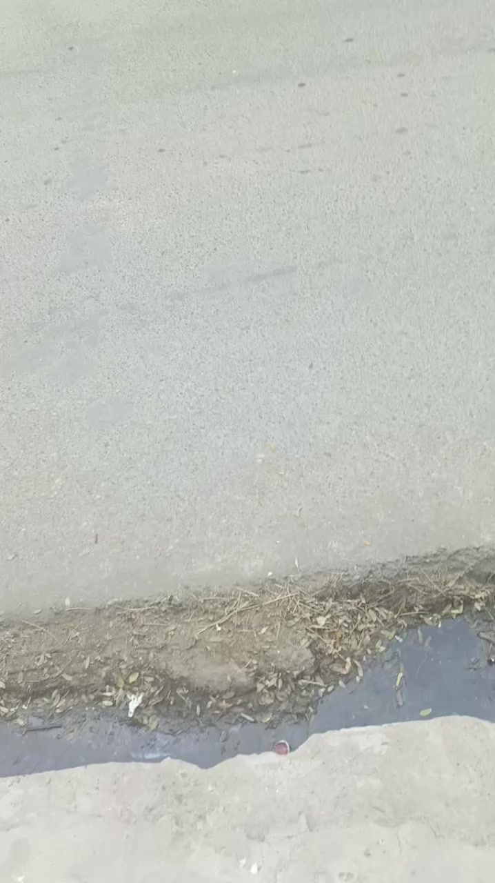 شقه للايجار مساحه ١٠٠ متر غرفتين وصاله ومطبخ وحمام وصحيات العنوان وادي حجر سعر  الايجار ١٧٥ قبل الي يحب يتصل ***********
