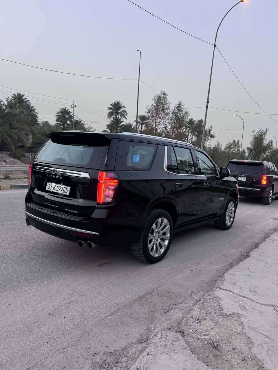 يا الله السلام عليكم
شوفرليت تآهو فئه البريمِر 2022 PREMIER
كفآله عآمه خليجيه وكآله المنصور ✔️
أم العلامه السوده الضوئيه ضوء القمر 🤍
السياره جديده بمعنىٰ الكلآم أستخدآم شخصي
بعدها بوضع الشركه ولزكآت ونآيلون الشركه 
السياره بغدآد بأسميِ
بلنسبه للموآصفات VIP معروفه أم الداتآ شو 
والجكآت والكآمرآت وبقيه الموآصفات الموضحه في الصور
السياره ميصنع يم الخطاط سعره 30 ورقه ضمان 10 سنوات 
من الدعاميه للدعاميه ✅
شادلها تخم تاير برجستون الاصلي🛞
دهن وفلاتر الاصلي من الوكاله 
بدون شخط وبدون صبغ وبدون بارد وبدون تبديل شرط الفحص 
غراضها الكاعيات والسماعات والسبير ما مستخدماتماشيه 77الف) كيلو يعني 

كلش جديده ومميزه وشرط الفحص 
والصور والتفاصيل تحكم
السعر 498بيه مجال***********مكاني حله
