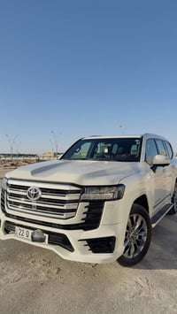 لاندكروز 2024 للبيع ماشيه 33 توين تيربو ‭0771 326 5492‬