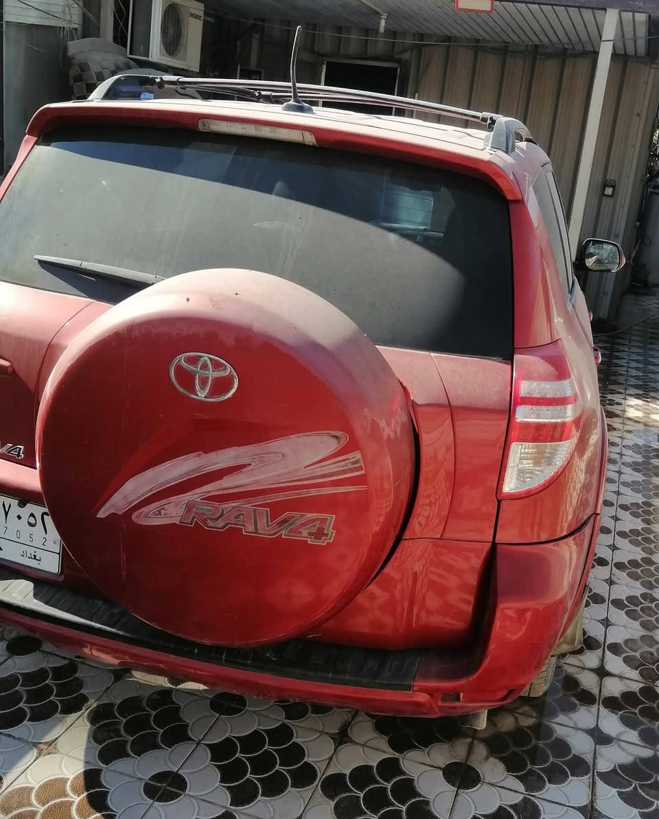 سيارة را فور حمراء ياباني موديل 2009 وارد امريكي للبيع، السعر 95.. الديوانية التواصل مع الرقم ***********
