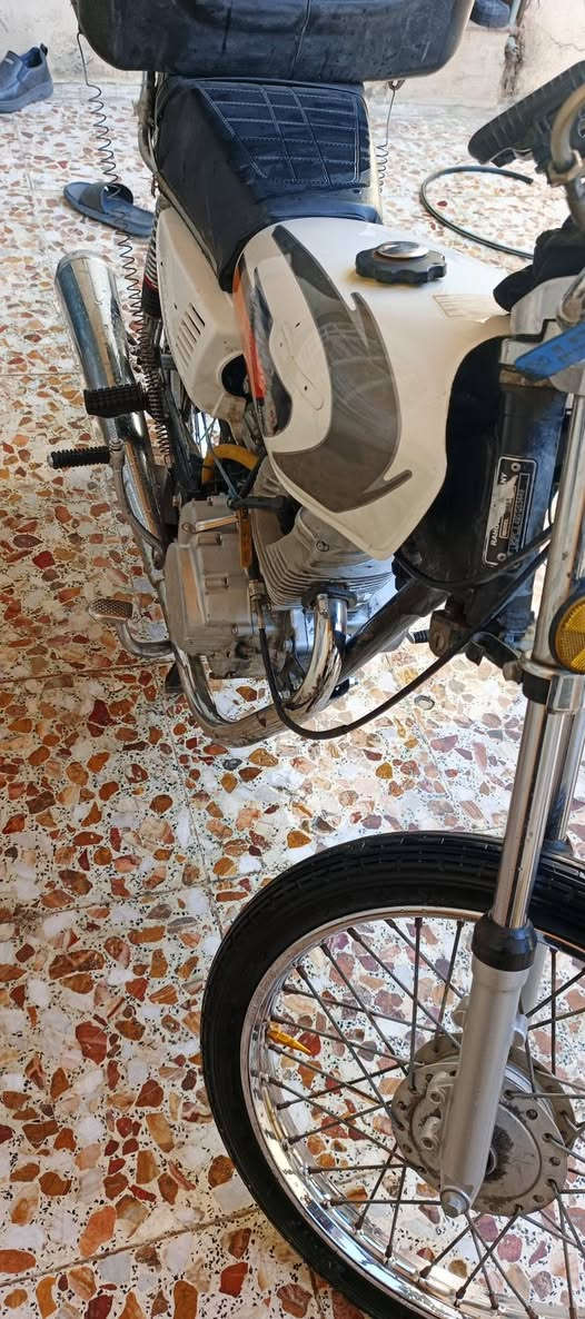 سلام عليكم دراجه أربع كير كلك مديل ٢٥محرك خيط بخار  السعر ٣٢٥وبيه مجال المكان نجف مقبيل قريت الغدير لاستفسار
***********
