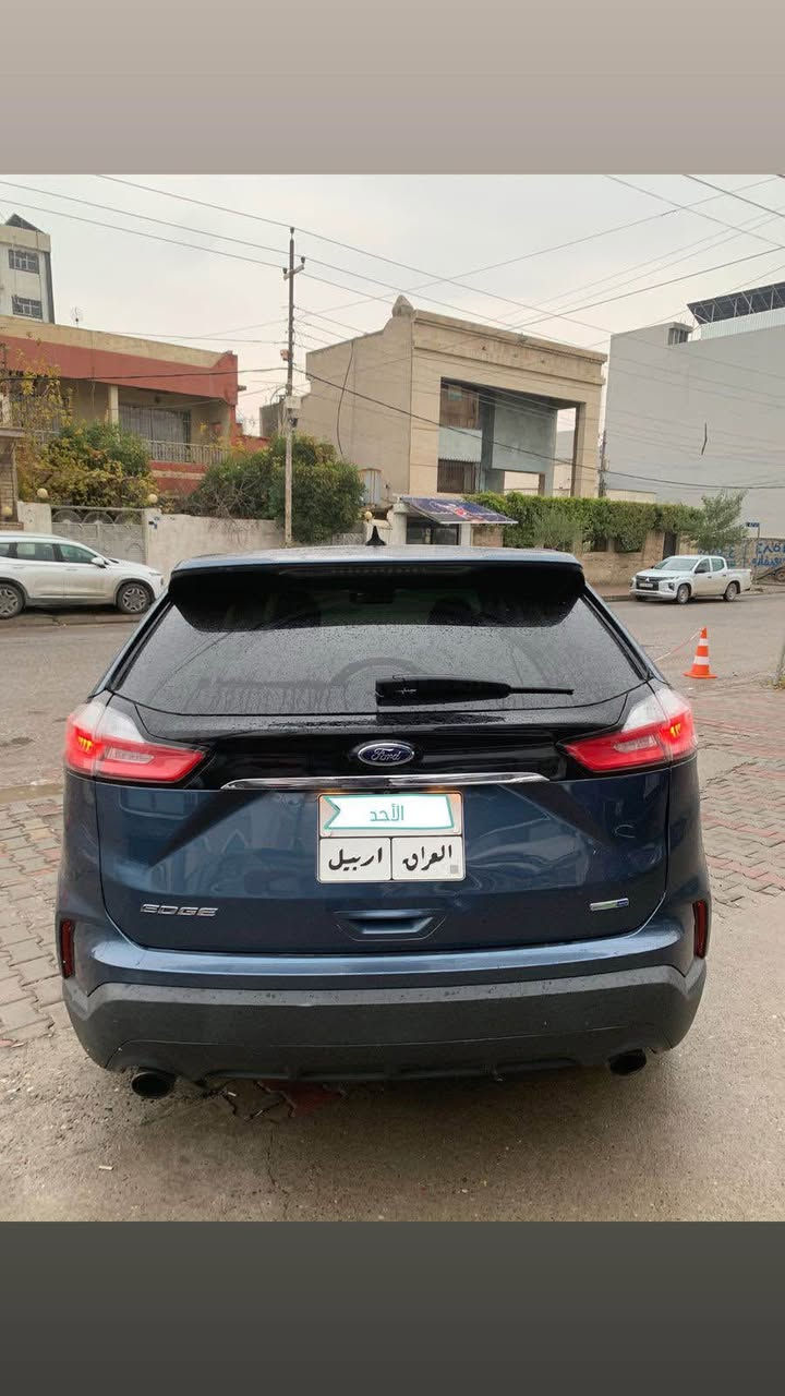 فۆرد ئیدیج 
مۆدێل 2019
مەکینە چوارپستنی حجم 20 
ڕەقەم هەولێر سەنەوی تا 2026 
ڕۆیشتن 170 هەزار میل 

سبوغ / بۆنیت و سەفحەی سەکن 
سێ بست لە چاملغی پشتەوەی سایق ، ئێڕباگ سوکان شان ، بێ ناو 

نیو مواسفات 

۳٥ وەرەقە غەڕامەی لەسەرە 

تەنها فرۆشتن گۆڕینەوە ناکا 

نـــــــرخ  132 $ وەرەقە
*********** أربيل, العراق
