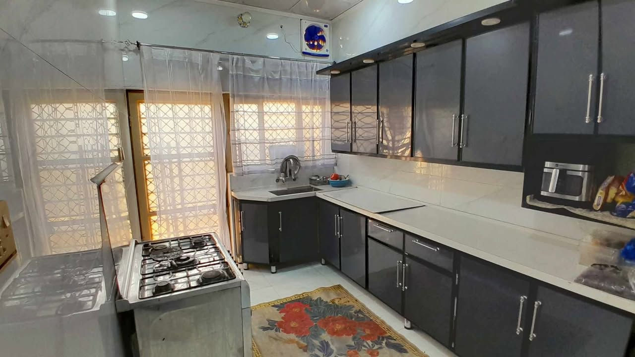 📢 اعلان 📢📢 اعلان 📢 
       👇               👇
⚜⚜ للبيع ⚜⚜ للبيع ⚜⚜
🏠 دار سكني  طابو زراعي ملك صرف 🏠 
📐 المساحة 120 متر📐 
🌍 الموقع / الحلة / حي الجزائر / خلف ملعب الإدارة المحلية
 
🏤 يحتوي على 🌺 ٣ غرف نوم 🌺 صالة 🌺 مطبخ 🌺 هول 🌺 مجمع صحيات 🌺 
📷 صور البيت  مرفقة مع الاعلان 👇
 ❓للاستفسار ⚜  زيارة مكتب انكيدو للعقارات والمقاولات في حي الجزائر مقابل مكبس التمور او 📞 الاتصال على هواتف المكتب 
☎️ *********** سيد وليد 
☎️ *********** سيد وليد 
☎️ *********** محمد الزبيدي 
⚜⚜⚜⚜⚜⚜⚜⚜⚜
