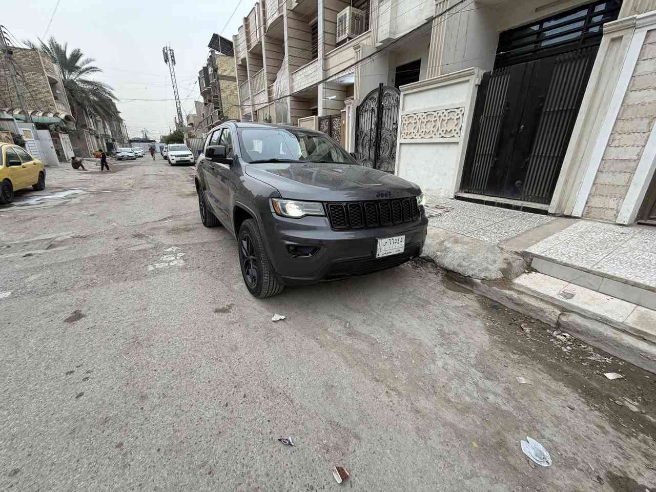 جيب  لمتد موديل 2021
وارد امريكي صور الحادث مرفقة مع بقية الصور

المحرك : 3600  V6

‏ 

—————————

* دفع رباعي 4x4 . 

* فرش المقاعد من الجلد .

*المقاعد تدفئة تبريد . 

* المقاعد الأمامية كهربائية .

* ذاكرة لحفظ وضعيات الجلوس . 

* المقاعد الأمامية مع تدفئة والتبريد .

* مقود السائق كهربائي . 

* تدفئة ستيرن . 

* سقف فتحة 

* نظام الملاحة (GPS) . 

* نظام خاص للطرق الوعرة . 

* تشغيل عن بعد .

* صندوق كهربائي .

*  حساسات أمامية . 

*  حساسات خلفية .

* كاميرا خلفية .

* بلوتوث تلفون . 

* محدد سرعة . 

* نظام تشغيل واطفاء اوتماتيكي للمحرك للتوفير من صرف الوقود ..

السيارة عليها بلاك ادشن نيكلات سود ويل اسود يعني 

🟩 السعر  280 وبيها مجال / مراوس ب رام او F150 

بغداد الشعب  

الاتصال.   ***********
