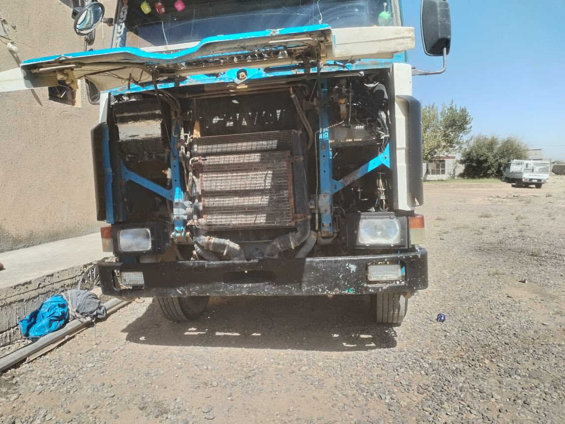 قلابه سكانيا موديل 1989 جديده شوف العين رقم صلاح الدين الماني سنويه لـ 2027 حداده جاهزه محرك شرط كهربائيات شرط محرك 143 سنگل عضله تخم تاير كلو جديد جاهزه للعمل 

السعر 175 وبيها مجال للستفسار اكثر اتصل /***********
