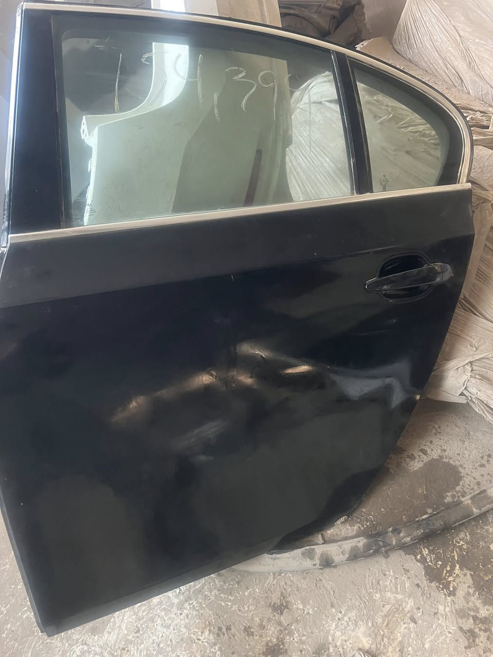 سلام عليكم ادوات بيم تصفيه مخزن كله جديد وباخرهf10/e60/e90/650/2016  للاستفسار ***********
