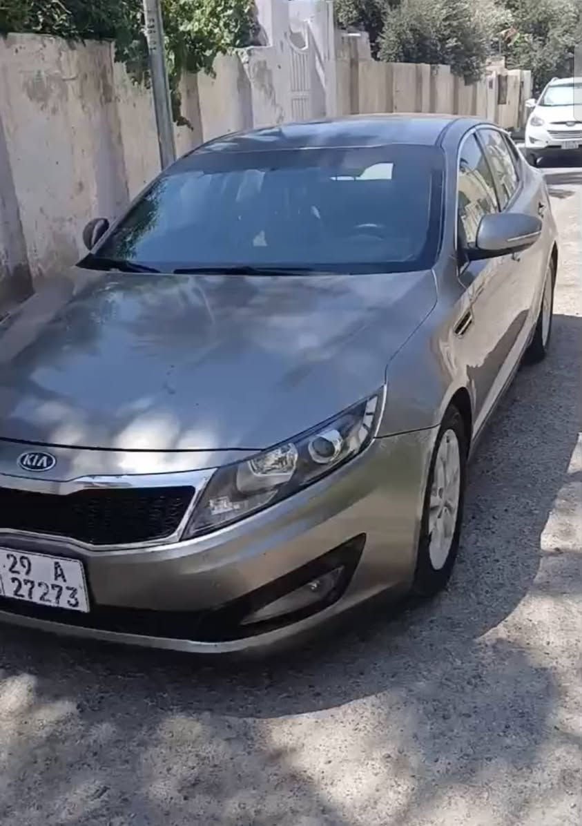 للبيع سيارة أوبتيما ٢٠١٣
السعر ١١٠ وبيها مجال
للإتصال على الرقم ***********
