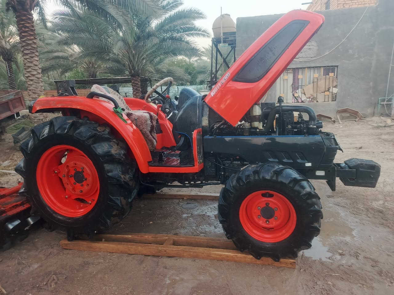 كيوتي للبيع موديل ١٣ مكفوله. من كل شي شرط الشغل السعر ١٧. وبيها  مجال مكان كربلاء   الاستفسار عل رقم ***********
