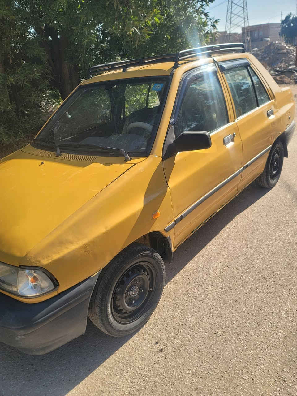 سلام عليكم سايبا موديل 15 رقم بابل انكليزي هزه بعدها جديده ماخلصت سنويه ل 29 السياره با اسمي مصفره هيئه وغرامات السياره جاهزه كير ومكينه وكهربائات كله شغاله تدفئه وتبريد كله شغال شواصي نضيفه حداديه زينه ومرتبه السياره مال جناي الله شاهد
بيها طخه ع بارد بالجاملغ الامامي الايمن فقط باقي السياره مكفوله 
السعر 38 مكان السياره كربلاء حي النصر خلف محطه السلطاني 
رقم الهاتف ***********.   ***********
غير متواجد على الفيس بوك
