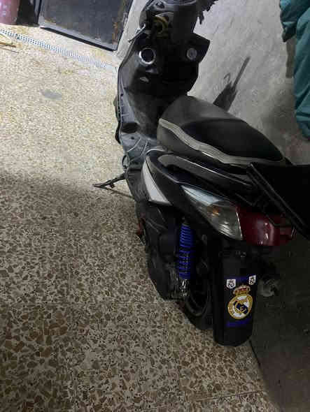 سلام عليكم دراجة للبيع سكنس فحل نوزل خط واحد للبيع ب ٥٥٠ وبيها مجال قليل مكاني بغداد البلديات *********** واتساب فقط
