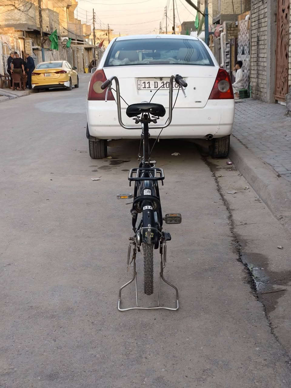 بايسكل تكسي لشة طويلة حجم 20 العنوان شهداء العبيدي الرقم *********** السعر 120

