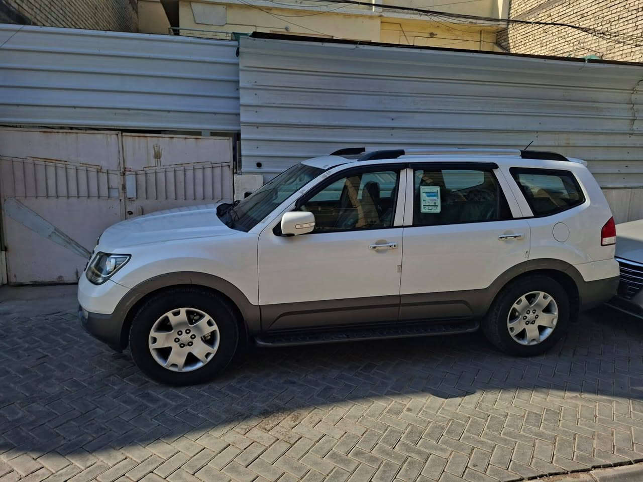 السلام عليكم
للبيع كيا مهافي
موديل 2011
فول مواصفات
ماشية ١٧٨ 
فتحه سقف
كشنات كهرباء
تحكمات ستيرن
اشاير بالمري
أريل نفكيشن 
وارد خليجي
 تشغيل بصمة بلادي
رقم بغداد 
هزة جديدة وارقام  دوشمة جديدة 7راكب 
حدادية جديدة من دعامية للدعامية
عبوة بانزين مجاول نوزلات بلكات كلة جديد 
ادامة كاملة مابيهة نقص
سيارة جاهزة
السياره بيهة جاملغ يمنة صبغ اثر طخة بسيطة جدا 
وبيهة صبغ بل تكمة جهت السايق ناسين البصمة جوة اثر شخط بدون معجون بدون ضربة ولا تعديل والباقي سونار كفالة 
السعر 133 وبيها مجال 
للاستفسار 
***********
مكان السيارة بغداد
