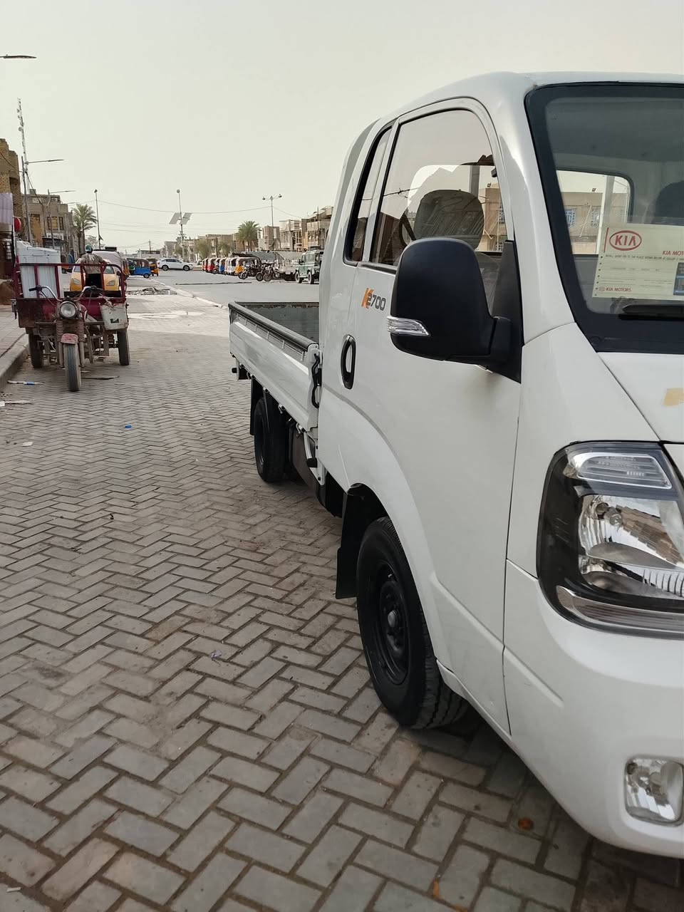 سلام عليكم كية حمل موديل 2020سيارة جاهزة كبل لشغل تبريد جديد كير مكينة حدادية اكسل شاصي رقم شاصي مكفول تخم تاير مكان بغداد مدينة الصدر رقم الهاتف *********** اتصل غير متواجد عل فيس

