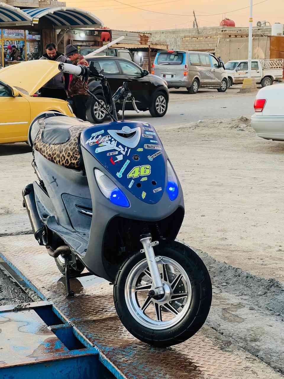 السلام عليكم دراجه ماكس للبيع مزوده 55 دراجه كامله مقفوله السعر550 وبيها مجال للشراي مكان ناصريه سيدخيل***********
