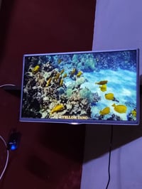 شاشه lg  حجم ٣٢ Tv box  بغداد الشعب  ٠٧٧١٧٣٩٨٥١٣ بيها كل قنوات رياضيه ...