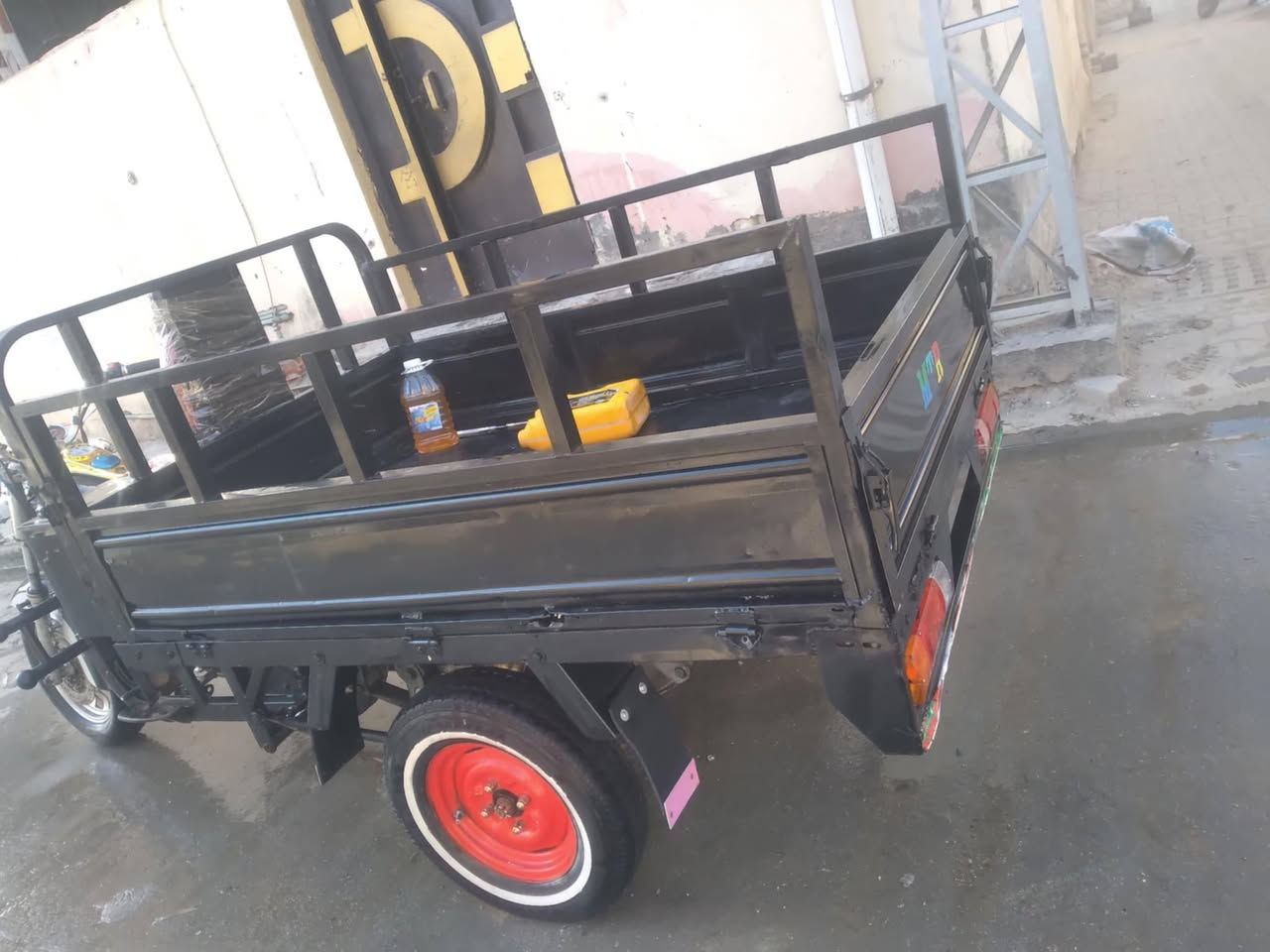 سلام عليكم ستوته كلك اروس بجمره كلك شعندك كلك راس براس اروس ***********
