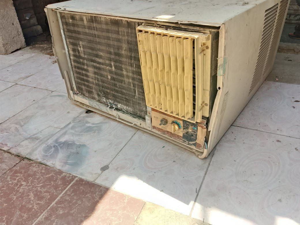 سبلت عاطل القطعه الخارجيه نضيفه وماداخل تصليح+مكيف جنرال طنين شغال فقط نقص غاز السعر 350


**إذا كنت صاحب هذا الإعلان وتريد حذفه لأي سبب، رجاءا أرسل رسالة إلى الدعم الفني**