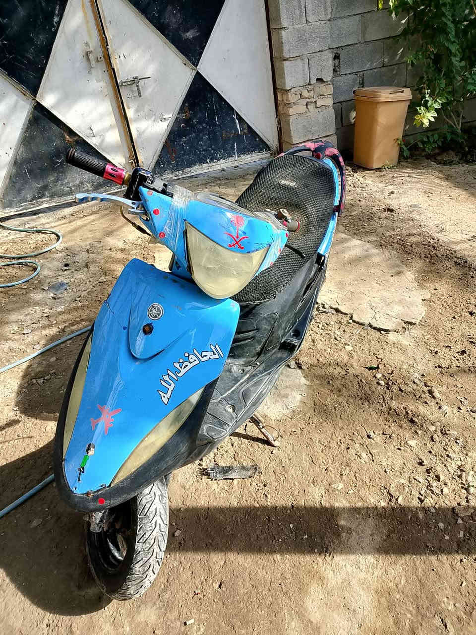 ماكس عدله 
دراجه شغاله مكينه ناعمه حلوه 
الكفرات كدام عينك 
السعر 325 وبيها مجال 
م بعقوبه باب الدرب 
***********
