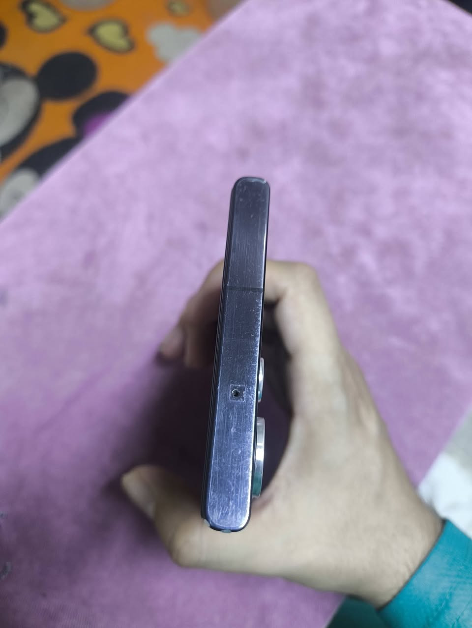 سلام عليكم للبيع اس 23 الترا ذاكره 256 الجهاز نضيف مكفول من كلشي جهاز امريكي كله عربي خط واحد و الاعدادات نص عربي نص انكليزي و باقي الجهاز كله عربي السعر مطلوب 680 وبي مجال للتواصل واتساب ***********
