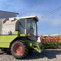 للبيع حاصده كلاص موديل 2018 مسلفه ارقام وسنويه /07730373794