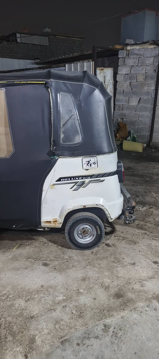 تكتك تي بي إس مديل 21بسمي رقم وسنويه رقم انكليزي محرك مكفول كشر لا ظربه ولا خياس مكاني بغداد البياع السعر سته وبيه مجال حك الجيه رقمي ***********بي وتساب
