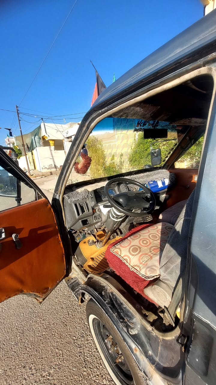 سلام عليكم سياره كيا بستا للبيع موديل 93 سياره جاهزه من كالشي سياره حلوه ونضيفة اوراق كاملة شرط تحويل مكاني ديالى لخاص سراجق للستفسار ***********
